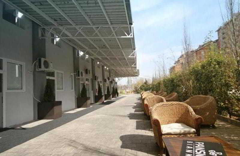 Hotel Pansion Bianko Skopje Esterno foto